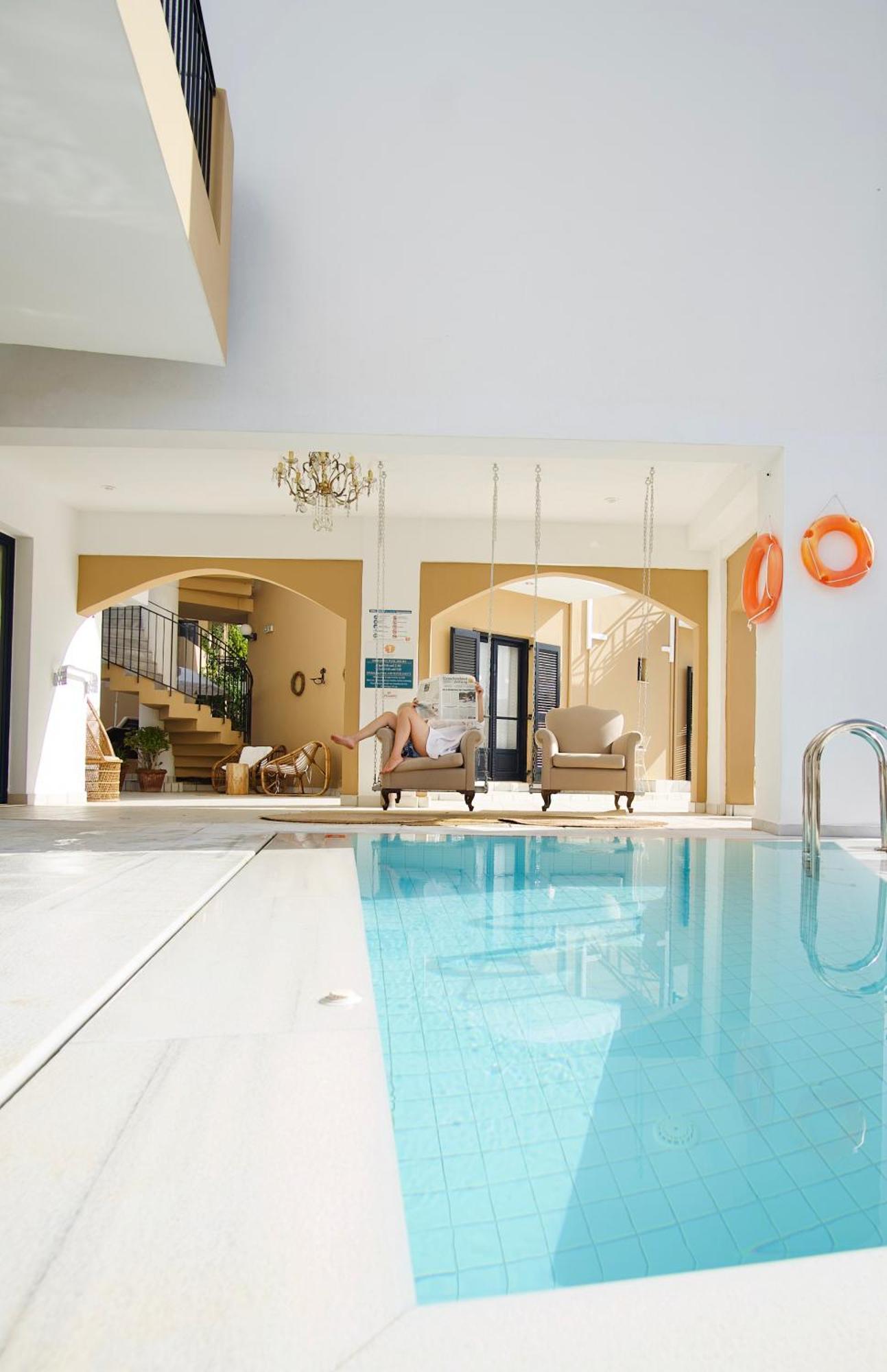 Nami Hotel & Suites Сталида Экстерьер фото