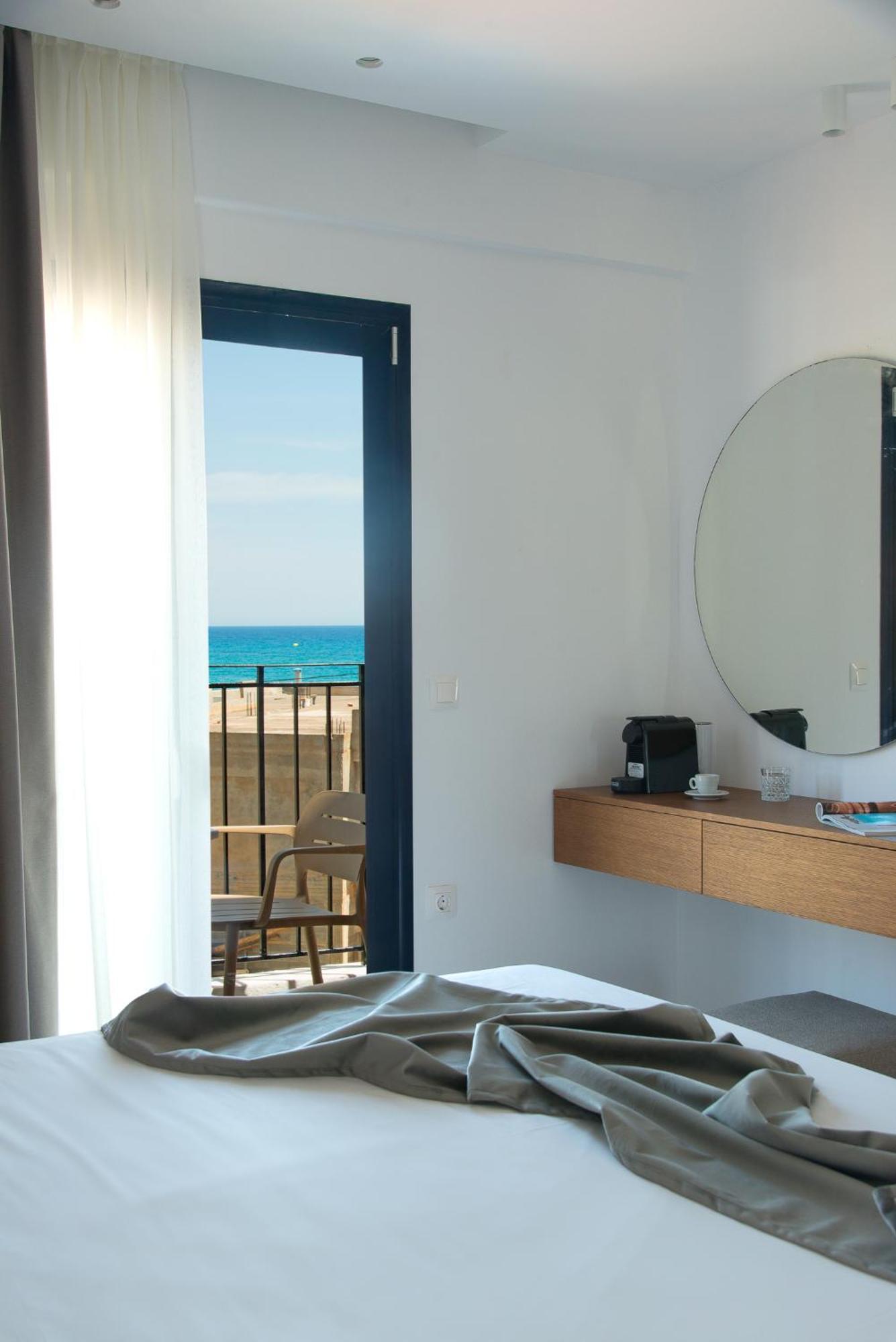 Nami Hotel & Suites Сталида Номер фото